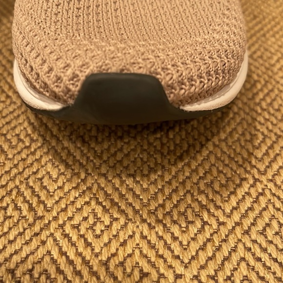 Eileen Fisher Stretch Clay/Blush Colored Sneakers, size 7.5 - Picture 6 of 11